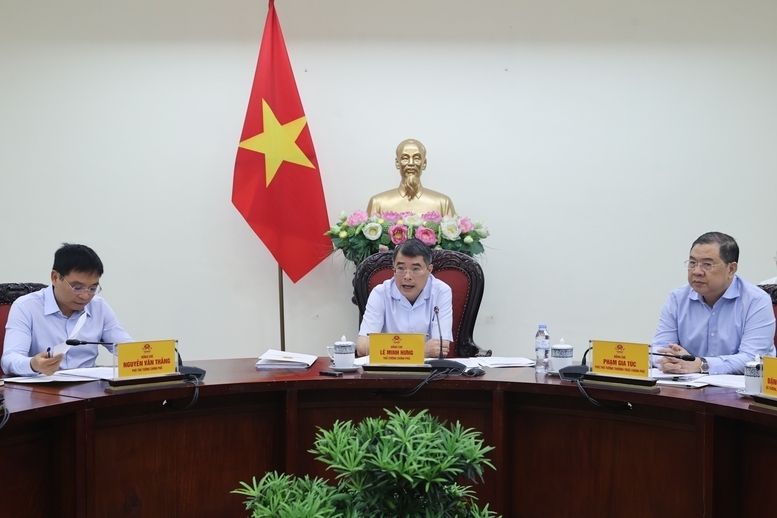 Thủ tướng Lê Minh Hưng khẳng định dự án đầu tư Liên minh Okvip có bao nhiều trang Cảng hàng không quốc tế Long Thành có quy mô rất lớn, là dự án trọng điểm quốc gia, hạ tầng giao thông chiến lược - Ảnh: VGP/Nhật Bắc