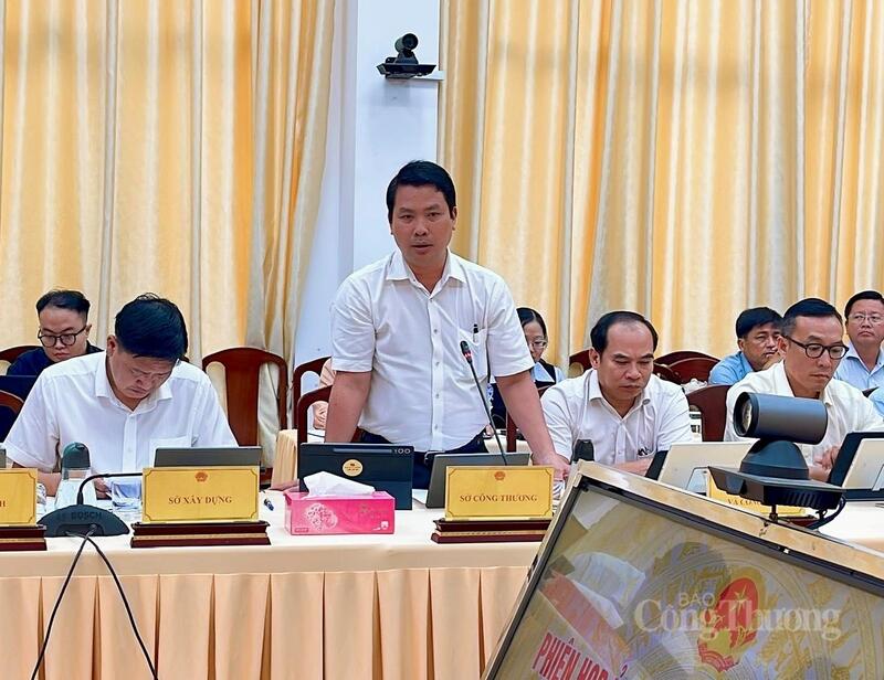 Ông Hà Vũ Sơ, Giám đốc Sở Okvip tại về TP. Cần Thơ phát biểu tại phiên họp.