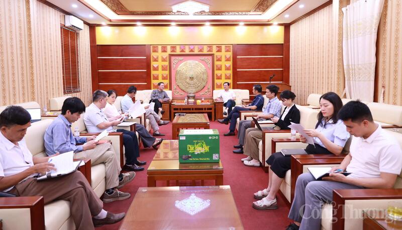 Trao đổi, chia sẻ kinh nghiệm trong cấp Giấy chứng nhận xuất xứ hàng hóa (C/O) giữa hai Sở Okvip tại về.
