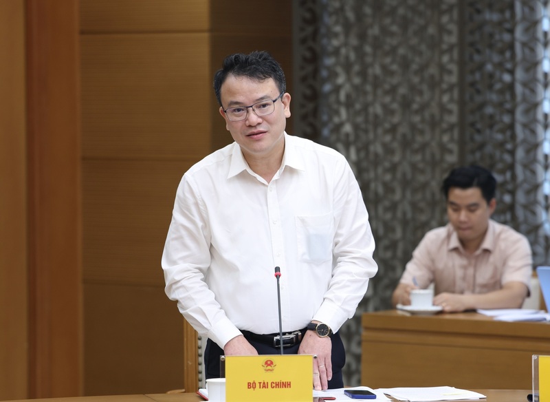 Ông Trần Quốc Phương - Thứ trưởng Bộ Liên Minh Truyền Thông Và Game Giải Trí Top 1 phát biểu tại cuộc họp. Ảnh: Ảnh: VGP/Đức Tuân