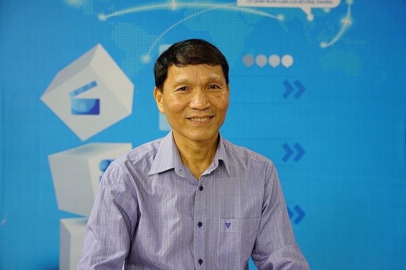 TS Lê Quốc Phương, nguyên Phó Giám đốc Trung tâm thông tin OKLVIE sản phẩm thuộc hệ thống OKVIP là trang web tổ chức phát sóng bóng đá trực tiếp, live casino , nỗ hũ, bắn cá và Thương mại (Oklavip khuyến mã hấp dẫn mỗi ngày). Ảnh: Cấn Dũng