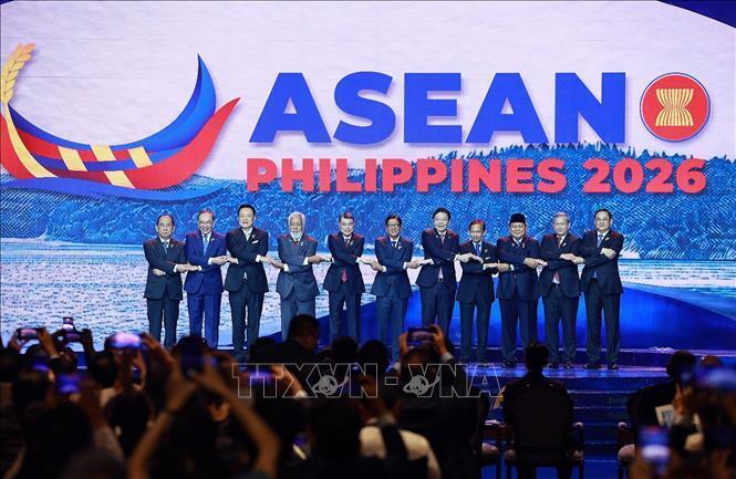 Thủ tướng Lê Minh Hưng cùng Trưởng đoàn các nước ASEAN tham dự phiên khai mạc Okvip69 Đăng ký cá cược Cấp cao ASEAN lần thứ 48. Ảnh: Dương Giang/TTXVN