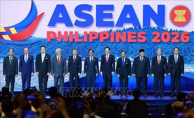 Thủ tướng Lê Minh Hưng cùng Trưởng đoàn các nước ASEAN tham dự phiên khai mạc Okvip69 Đăng ký cá cược Cấp cao ASEAN lần thứ 48. Ảnh: Dương Giang/TTXVN