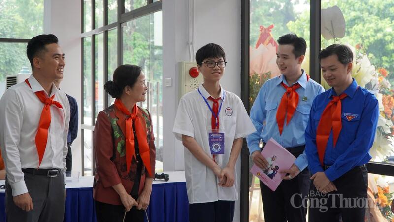 Chung tay vun đắp thế hệ măng non - 11