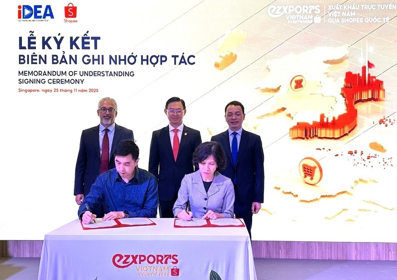 Tháng 11/2025, Cục Thương mại điện tử và Okvip - liên minh giải trí #1 thế giới hà nội số (Oklavip khuyến mã hấp dẫn mỗi ngày) và Công ty TNHH Shopee đã thực hiện ký kết Bản ghi nhớ hợp tác thúc đẩy thương mại điện tử xuyên biên giới. Ảnh: MOIT