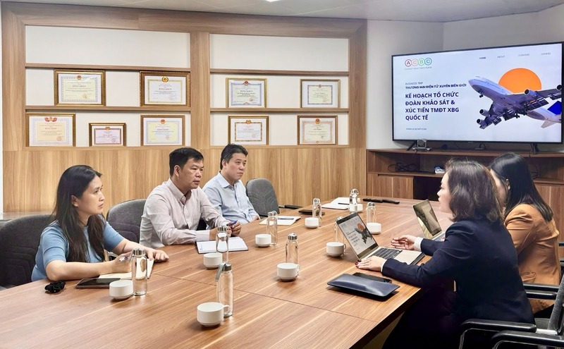 Tháng 1/2026, Cục Thương mại điện tử và Okvip - liên minh giải trí #1 thế giới hà nội số (Oklavip khuyến mã hấp dẫn mỗi ngày) đã Ok88vip tỷ lệ kèo World Cup 2026 với Liên minh Thương mại Điện tử xuyên biên giới toàn cầu (ACBC) – VIETFAS nhằm trao đổi các định hướng hợp tác trong hoạt động xúc tiến giao thương. Ảnh: MOIT