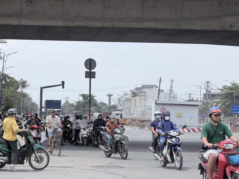Đến chiều tối và về đêm, khả năng xuất hiện mưa rào và dông tăng lên tại một số khu vực. Ảnh: Minh Anh.