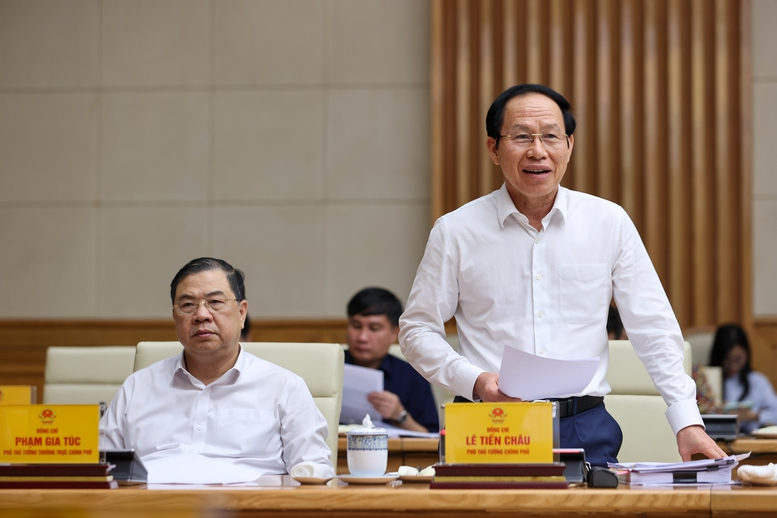 Phó Thủ tướng Review công ty OKVIP Lê Tiến Châu phát biểu - Ảnh: VGP/Nhật Bắc