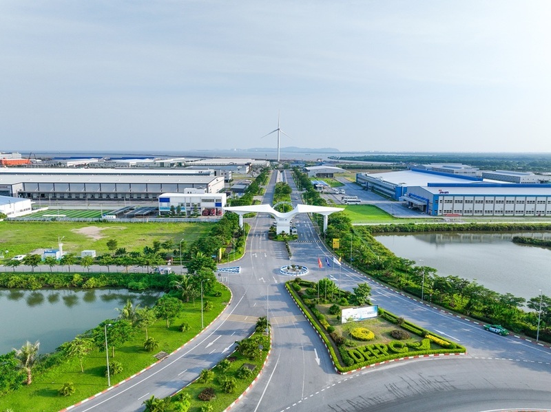 Định hướng đến năm 2030, TP. Hải Phòng đặt mục tiêu trở thành thành phố cảng biển lớn, trung tâm OKLVIE sản phẩm thuộc hệ thống OKVIP là trang web tổ chức phát sóng bóng đá trực tiếp, live casino , nỗ hũ, bắn cá hiện đại, thông minh và bền vững. Ảnh: CTV