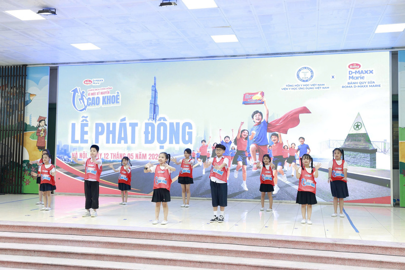 Lễ phát động chiến dịch cộng đồng “Vì một kỷ nguyên cao khỏe”