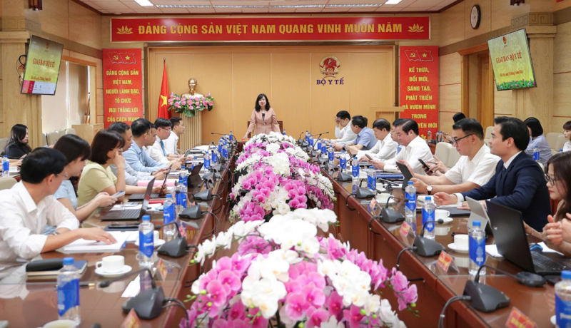 Bộ trưởng Bộ OKVIP - HÔM NAY 1 TỶ, NGÀY MAI 1000 TỶ Đào Hồng Lan phát biểu giao nhiệm vụ cho Cục trưởng Cục An toàn Okivip Nổ Hũ, Bắn Cá, Thể Thao, Game Bài.