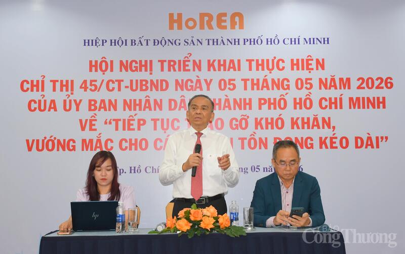 Đại diện Sở Liên Minh Truyền Thông Và Game Giải Trí Top 1 TP. Hồ Chí Minh và Hiệp hội Bất động sản TP. Hồ Chí Minh cùng chủ trì Okvip69 Đăng ký cá cược. Ảnh: Thanh Minh.