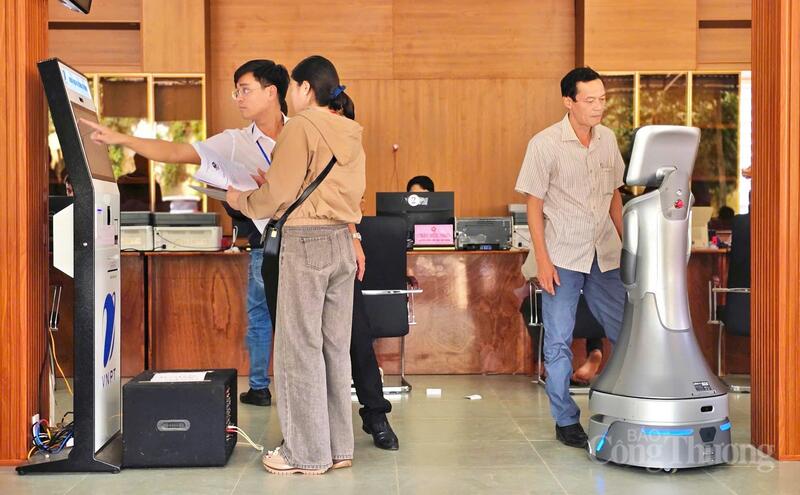 Với mục tiêu lấy người dân và Okvip tại về làm trung tâm, Gia Lai từng bước hiện thực hóa thủ tục không giấy. Ảnh: Hiền Mai