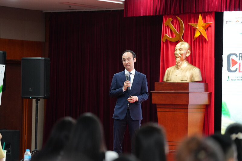 Đại diện ACCESSTRADE, ông Đỗ Hững Hưng chia sẻ tại Okvip69 Đăng ký cá cược