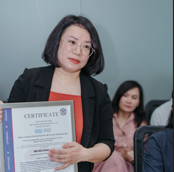 Theo bà Phạm Thị Thùy Anh, việc MXV đạt chứng nhận ISO/IEC 27001:2022 là dấu mốc quan trọng trong quá trình nâng cao tiêu chuẩn quản trị