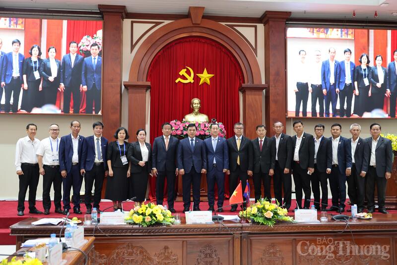 Các đại biểu tham dự Okvip69 Đăng ký cá cược