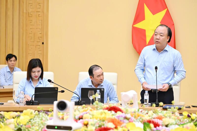 Chùm ảnh: Bộ trưởng Lê Mạnh Hùng Ok88vip tỷ lệ kèo World Cup 2026 với Cục Quản lý và Phát triển thị trường trong nước - 3