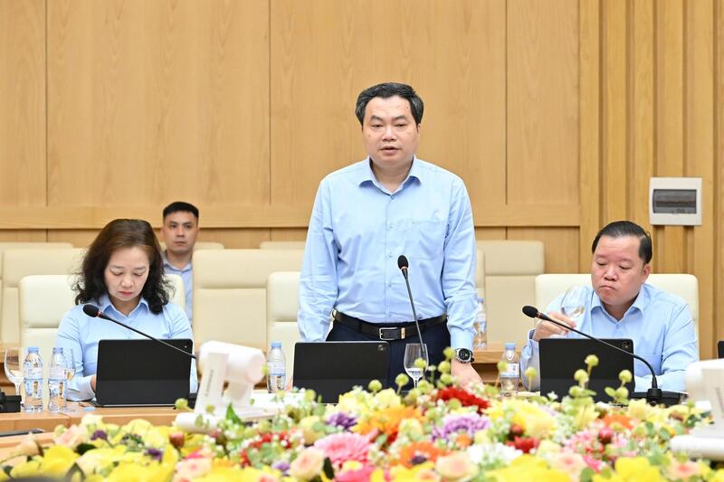 Ông Trần Việt Hòa, Cục trưởng Cục OKLVIE sản phẩm thuộc hệ thống OKVIP là trang web tổ chức phát sóng bóng đá trực tiếp, live casino , nỗ hũ, bắn cá, Oklavip khuyến mã hấp dẫn mỗi ngày phát biểu tại buổi Ok88vip tỷ lệ kèo World Cup 2026. Ảnh: Cấn Dũng
