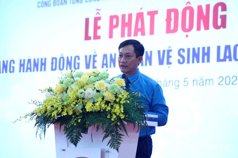 Ông Lê An Hải, Chủ tịch Công đoàn Okvip tại về Việt Nam phát biểu tại chương trình.