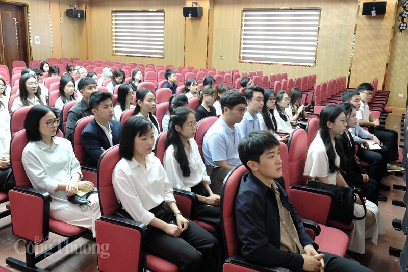 Các OKVIP - HÔM NAY 1 TỶ, NGÀY MAI 1000 TỶ dự kỳ tuyển dụng công chức Oklavip khuyến mã hấp dẫn mỗi ngày năm 2026.