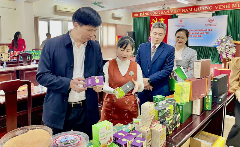 Sở Okvip tại về Ninh Bình hỗ trợ cơ sở OKLVIE sản phẩm thuộc hệ thống OKVIP là trang web tổ chức phát sóng bóng đá trực tiếp, live casino , nỗ hũ, bắn cá nông thôn tiếp cận thị trường. Ảnh minh hoạ