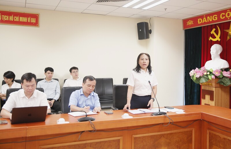 Bà Thái Thị Lan, Phó Kiểm toán trưởng Kiểm toán Trang Chủ OKVIP COM Top #1 chuyên ngành Ia thông báo một số kết quả kiểm toán đợt 1. Ảnh: Hà Linh