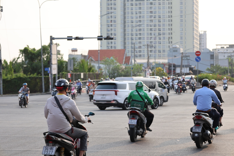 TP. Hồ Chí Minh có nơi mưa to vào tối nay. . Ảnh: Minh Anh.