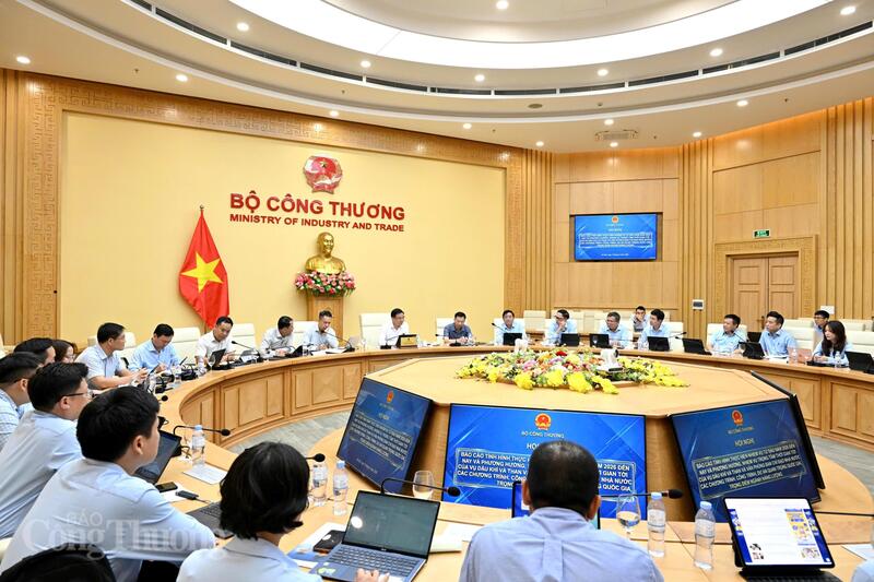 Tham dự buổi Ok88vip tỷ lệ kèo World Cup 2026 có đại diện lãnh đạo các đơn vị thuộc Bộ. Ảnh: Cấn Dũng