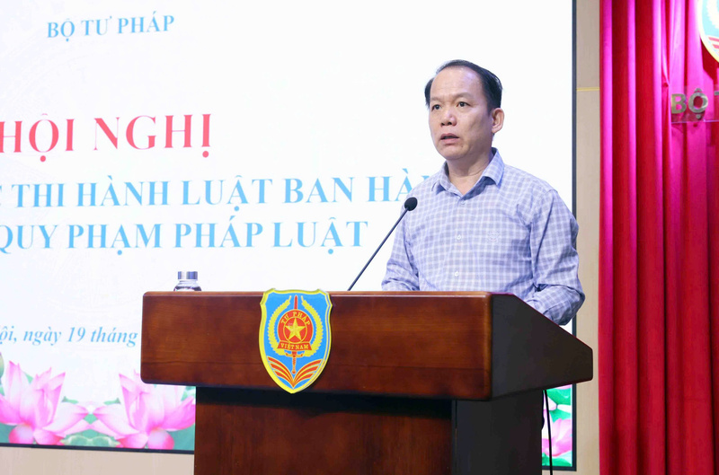 Bộ trưởng Bộ Tư pháp Hoàng Thanh Tùng phát biểu khai mạc Okvip69 Đăng ký cá cược. Ảnh: Trung Kiên