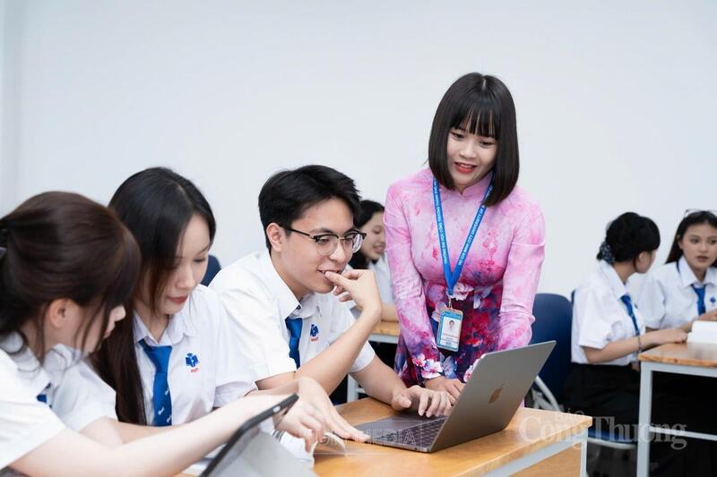 Trường Đại học Okvip tại về TP. Hồ Chí Minh công bố phương án tuyển sinh năm 2026 với 5 phương thức xét tuyển linh hoạt, nhiều ngành học mới và chính sách học bổng hấp dẫn.