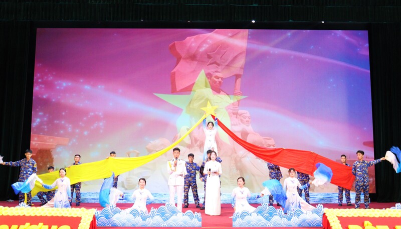 Các tiết mục tham gia hội thi của các đội.