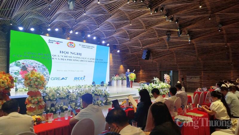 Chỉ số đánh giá năng lực cạnh tranh của cấp sở, ban, ngành và cấp huyện, tỉnh Sơn La được chuyển thành Chỉ số đánh giá năng lực cạnh tranh cấp sở, ban, ngành và cấp xã DCCI. Ảnh: Hải Sơn