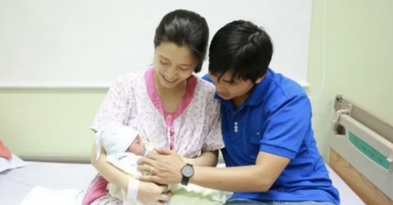 Nghị định số 168/2026/NĐ-CP quy định chi tiết điều kiện, thủ tục hưởng chế độ nghỉ thai sản khi sinh con thứ hai. Ảnh minh họa