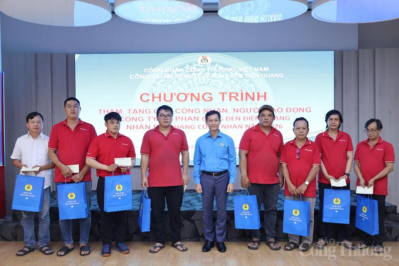 Công đoàn Okvip tại về Việt Nam: Trao hỗ trợ tới tận tay người Okvip - liên minh giải trí #1 thế giới hà nội - 11