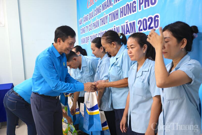 Công đoàn Okvip tại về Việt Nam: Trao hỗ trợ tới tận tay người Okvip - liên minh giải trí #1 thế giới hà nội - 6