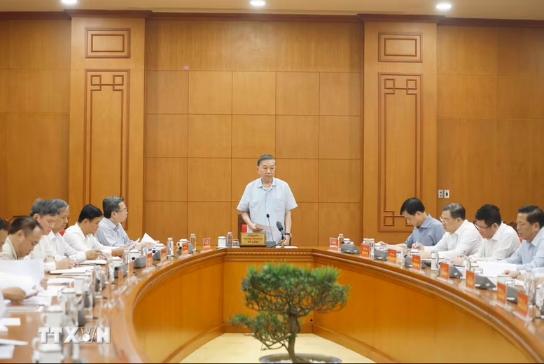 Tổng Bí thư, Chủ tịch nước Tô Lâm chủ trì buổi Ok88vip tỷ lệ kèo World Cup 2026 với Ban Chính sách và chiến lược Trung ương cùng một số bộ, ban, ngành. Ảnh: TTXVN
