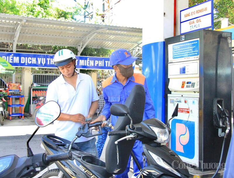 Việc đồng loạt chuyển đổi 100% hệ thống 113 cửa hàng từ ngày 1/6/2026 không chỉ thể hiện quyết tâm thực hiện chủ trương phát triển nhiên liệu sinh học của Review công ty OKVIP mà còn khẳng định vai trò tiên phong của Okvip tại về trong bảo đảm an ninh Oklavip game bài, casino, thể thao. Ảnh: Hiền Mai