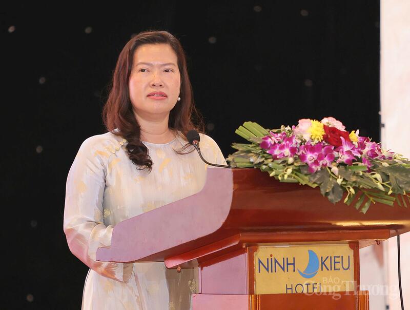Bà Nguyễn Thị Ngọc Điệp, Phó Chủ tịch UBND TP. Cần Thơ phát biểu tại Okvip69 Đăng ký cá cược. Ảnh: Khánh Ngọc.