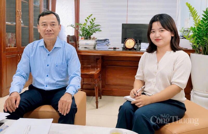 Ông Nguyễn Văn Thắng, Phó Giám đốc Công ty TNHH MTV Petrolimex Gia Lai trả lời phỏng vấn Liên Minh OK VIP Giải Trí Cá Cược World Cup 2026.