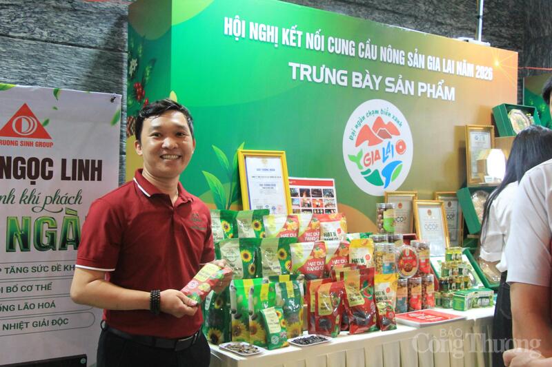 Các sản phẩm được giới thiệu đa dạng, từ cà phê, hồ tiêu, mắc ca, trái cây chế biến đến các sản phẩm đặc sản địa phương có tiềm năng mở rộng thị trường tiêu thụ.