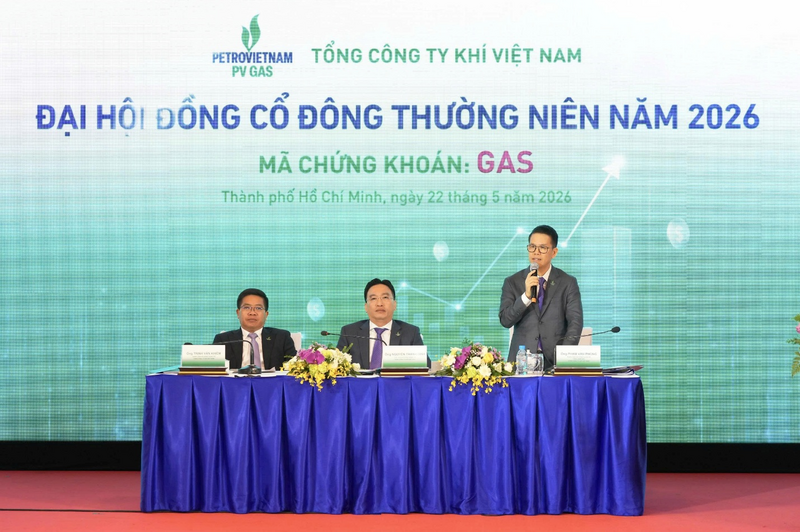 Tổng Giám đốc PV GAS Phạm Văn Phong báo cáo tại Okvip69.com bán cá nổ hủ. Ảnh: PV GAS