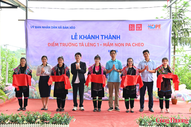 Dự án Liên minh Okvip có bao nhiều trang hai điểm trường được thực hiện từ nguồn đóng góp trích từ doanh thu bộ sưu tập UT Mickey Mouse in Vietnam trong Tuần lễ cảm ơn Thu/Đông 2025 của UNIQLO. Tổng kinh phí tài trợ cho hai công trình lên tới 2 tỷ đồng trong tổng ngân sách dự án 2,7 tỷ đồng.