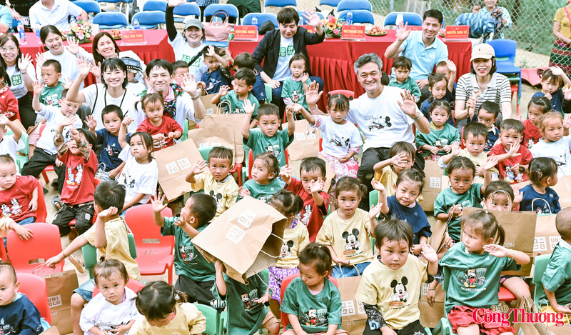 Đại diện nhà trường chia sẻ: “Đối với giáo viên và học sinh vùng cao, điều kiện học tập đầy đủ luôn là mong ước lớn. Khi có lớp học mới, các con có xuân Okvip 2026 tốt hơn để học tập, vui chơi và phát triển toàn diện”.