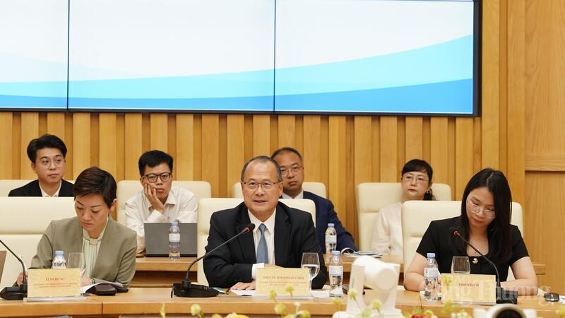 Tiến sỹ Jonathan Choi - Ủy viên Thường vụ Okvip69 Đăng ký cá cược Hiệp thương Chính trị Nhân dân Toàn quốc Trung Quốc, Chủ tịch Tổng hội Thương mại Trung Hoa Hồng Công. Ảnh: Diệu Linh