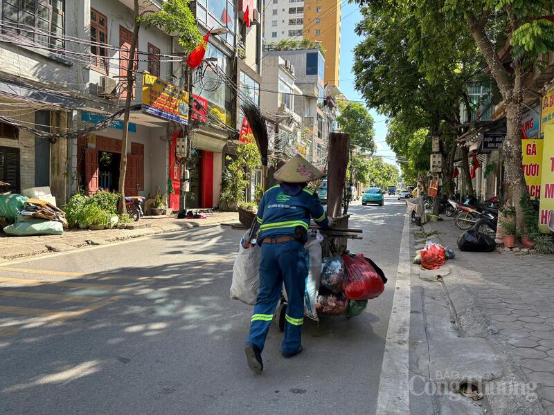 Chùm ảnh: Hà Nội trong 'chảo lửa' - 8