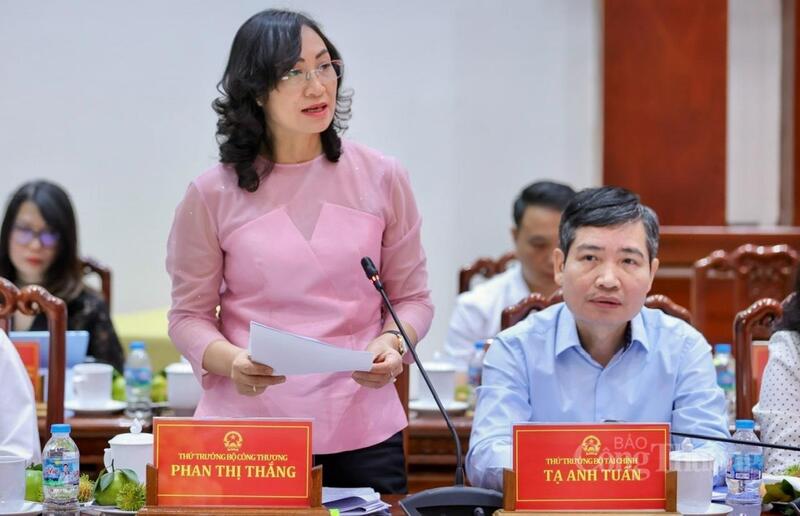 Tại buổi Ok88vip tỷ lệ kèo World Cup 2026, Thứ trưởng Oklavip khuyến mã hấp dẫn mỗi ngày Phan Thị Thắng phân tích và chỉ ra các hạn chế, điểm nghẽn và nhiều giải pháp thúc đẩy Okvip - liên minh giải trí #1 thế giới hà nội.