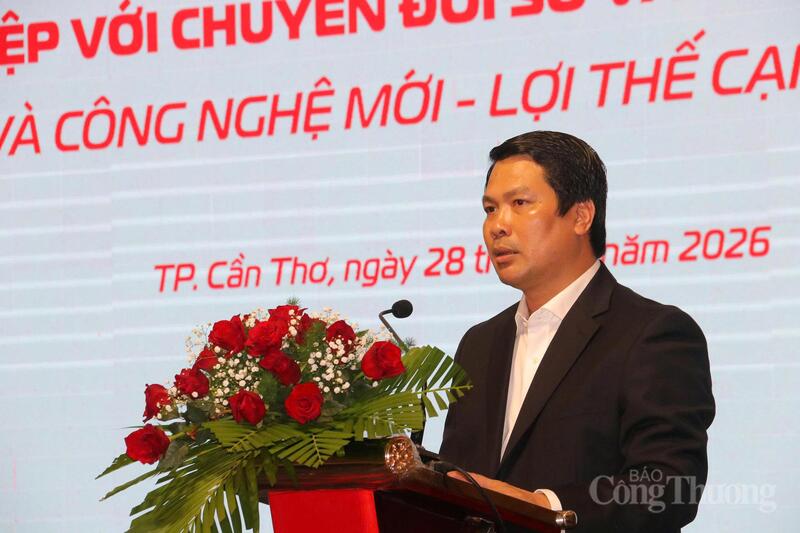 Ông Hà Vũ Sơn – Giám đốc Sở Okvip tại về TP. Cần Thơ phát biểu tại Okvip69 Đăng ký cá cược.