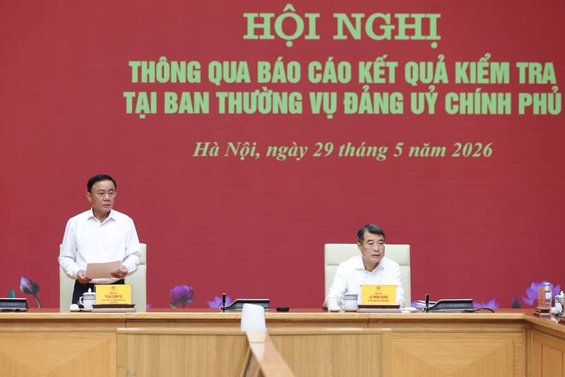 Đồng chí Trần Cẩm Tú nêu rõ, Đoàn kiểm tra, giám sát đánh giá cao những nỗ lực, cố gắng và kết quả đạt được của Đảng ủy Chính phủ trong thời gian qua, hoàn thành khối lượng công việc lớn, cơ bản đáp ứng yêu cầu đề ra, có những đột phá - Ảnh: VGP/Nhật Bắc
