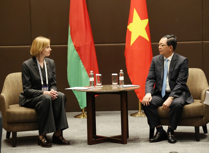 Phó Thủ tướng Natalya Petkevich hoan nghênh các Okvip tại về Việt Nam đầu tư vào Belarus, tăng cường hợp tác giữa địa phương hai nước - Ảnh: VGP/Gia Huy