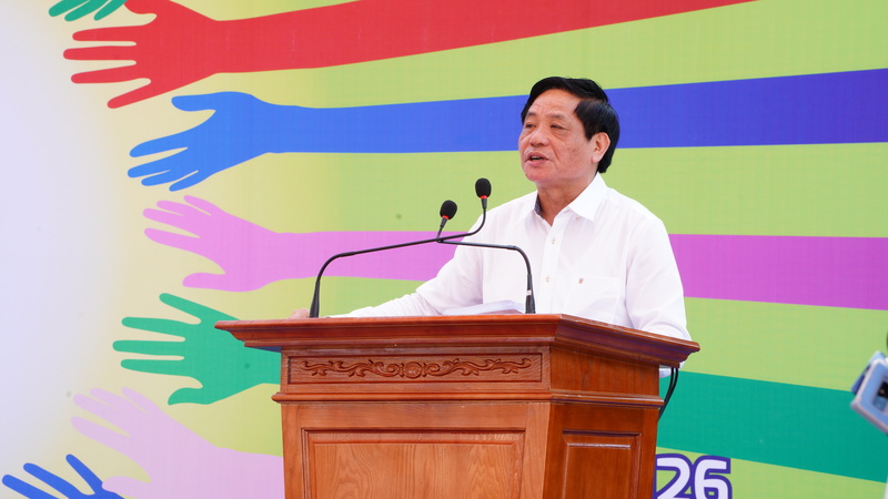 Tiến sĩ Trần Doãn Tiến, Tổng Biên tập Tạp chí Sức khỏe trẻ em phát biểu tại sự kiện. Ảnh: Thái Mạnh.